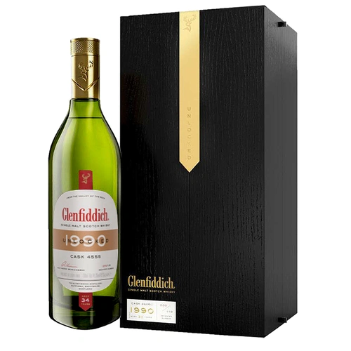 Glenfiddich 1990 Archive Collection 34 Year Old Single Cask 4555